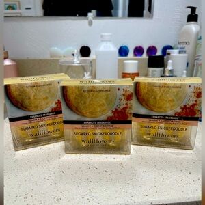 Bath & Body Works Sugared Snickerdoodle Wallflowers refills (3 double packs)